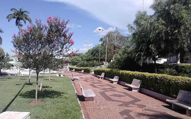 UCHOA-SP-PRAA CENTRAL-FOTO:UCHOASP.COM.BR - UCHOA - SP