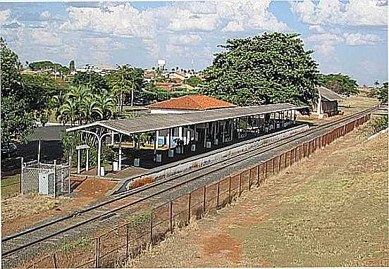 ESTAO FERROVIRIA DE VALENTIM GENTIL-SP-FOTO:EDINILSONMARQUES - VALENTIM GENTIL - SP