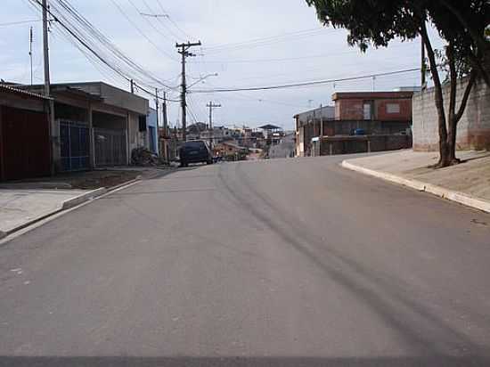 RUA MACAJUBA-FOTO:ANDR CUSTDIO  - VRZEA PAULISTA - SP