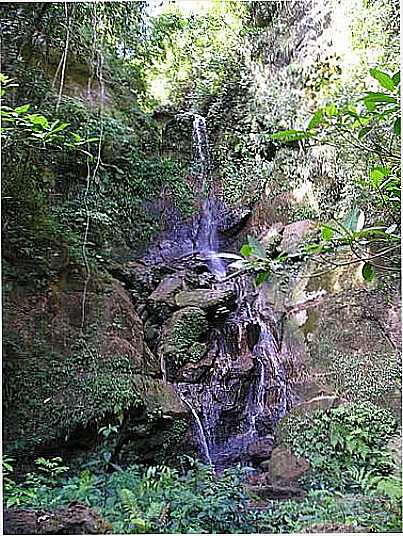 MAIS ALTA CACHOEIRA DO COMPLEXO DA MINA POR MTEMPORIM - VERA CRUZ - SP