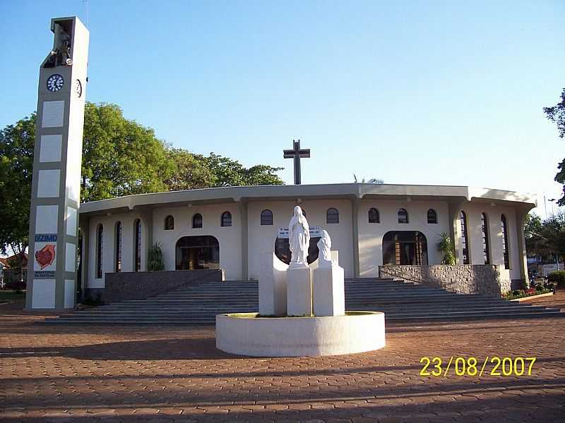 VIRADOURO-SP-IGREJA MATRIZ-FOTO:ROGER GIBRAN VIOLA  - VIRADOURO - SP