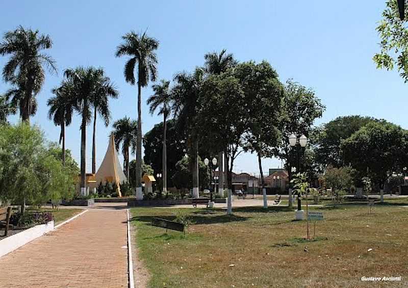 VIRADOURO-SP-PRAA DA MATRIZ-FOTO:GUSTAVO_ASCIUTTI  - VIRADOURO - SP