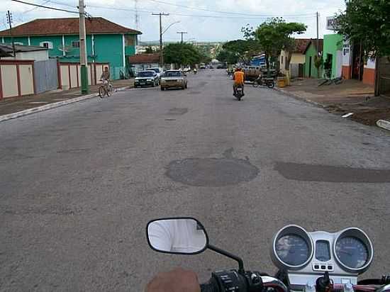 AVENIDA ARAGUAIA EM ARAGUAU-TO-FOTO:LEGALEGAL - ARAGUAU - TO