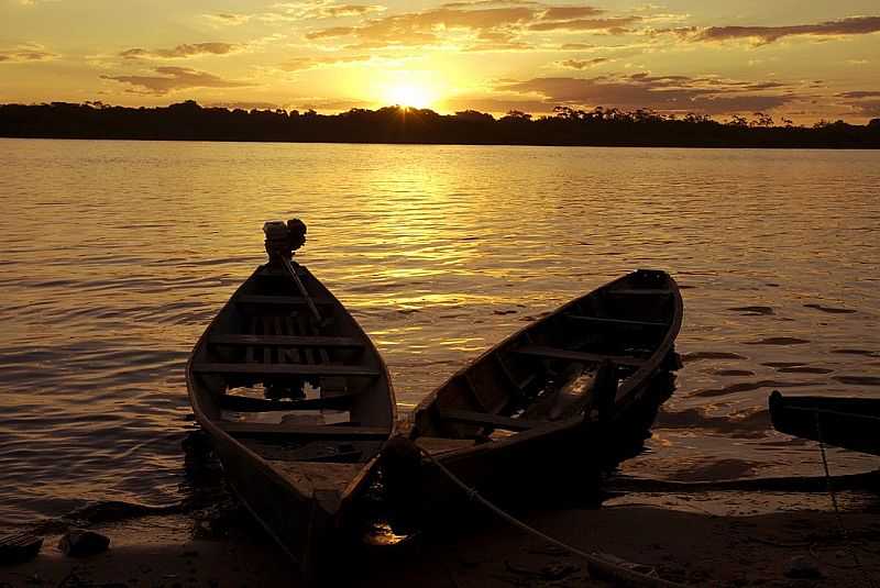 ARAGUAN-TO-LINDO PR DO SOL NO RIO ARAGUAIA-FOTO:THIAGO S - ARAGUAN - TO