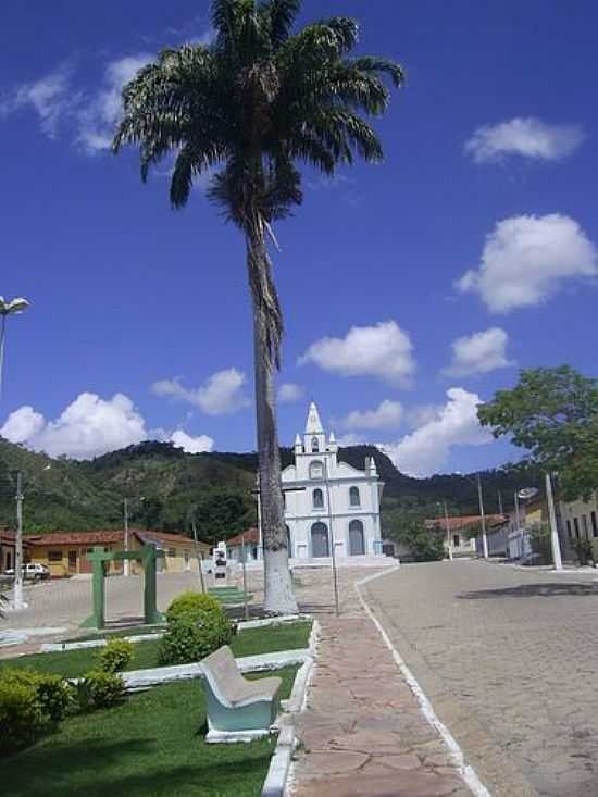 PRAA E IGREJA-FOTO:SCARAVONATI  - ARRAIAS - TO