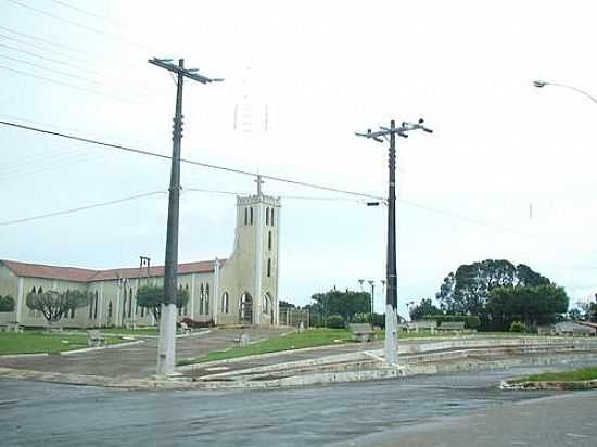 IGREJA-FOTO:RAFAEL JOS RORATO  - CARMOLNDIA - TO