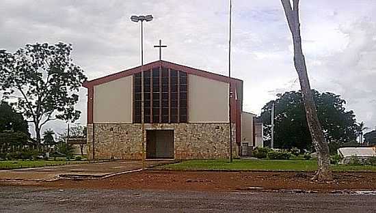 CRISTALNDIA-TO-MATRIZ DE N.SRA.DO PERPTUO SOCORRO-FOTO:STFANY ' TETI - CRISTALNDIA - TO