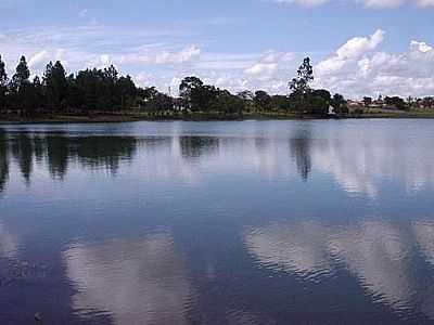 LAGO, POR PABLO MORAIS BRITO - FORMOSO DO ARAGUAIA - TO