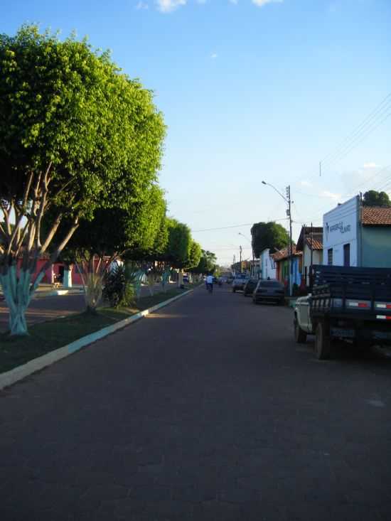 AVENIDA QUE DAR ACESSO  BEIRA RIO, POR VILLIAM DIAS - GOIATINS - TO