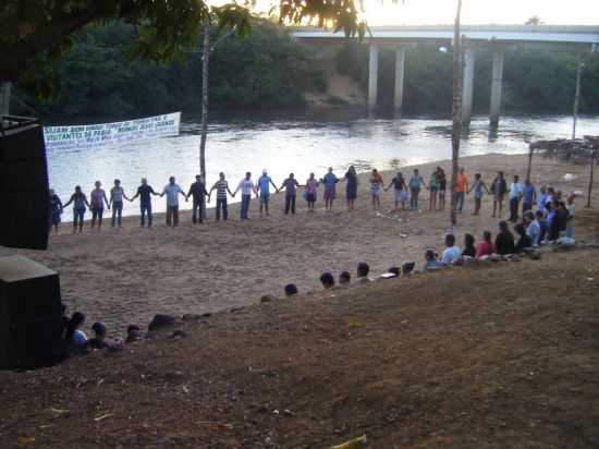 PRAIA NA BEIRA RIO DE GOIATINS, POR PR. VILLIAM DIAS - GOIATINS - TO