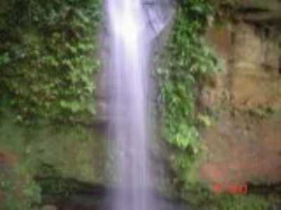 CACHOEIRA , POR EDNA CALDEIRA SENA - MONTE DO CARMO - TO