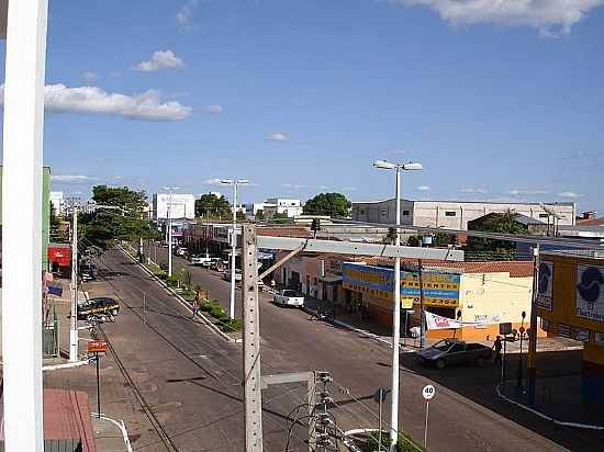 PARAISO DO TOCANTINS-TO-AVENIDA BERNARDO SAYO-FOTO:MARCOPOLLOM - PARASO DO TOCANTINS - TO