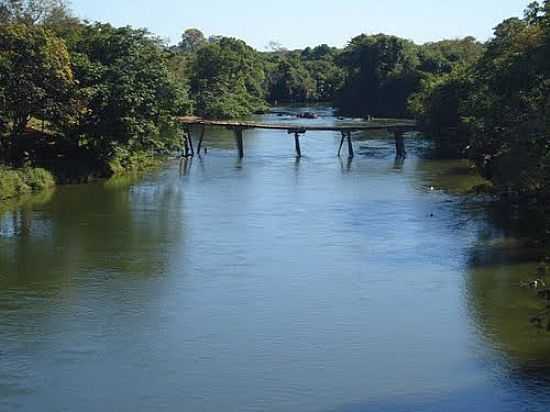 PONTE RSTICA SOBRE O RIO MANOEL ALVES EM PORTO ALEGRE DO TOCANTINS-TO-FOTO:J. A. VALENTE NETO - PORTO ALEGRE DO TOCANTINS - TO