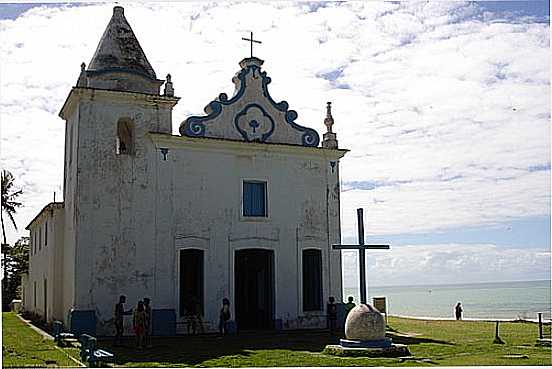 IGREJA SANTA CRUZ CABRLIA POR TULIO PDUA - SANTA CRUZ CABRLIA - BA