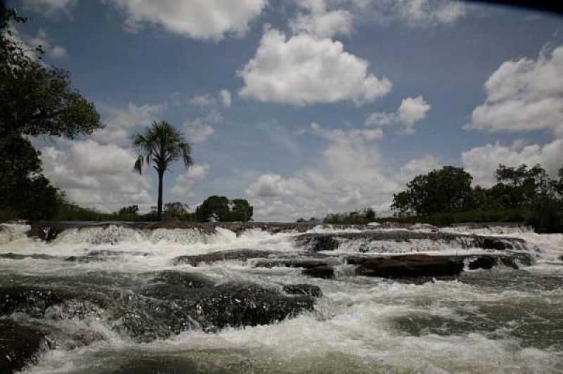 CACHOEIRAS E CORREDEIRAS  EM RIO DA CONCEIO - TO - RIO DA CONCEIO - TO