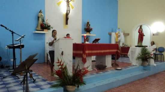 INTERIOR DA IGREJA DE SANTA LUZIA -  POR AVONILDO SANTIAGO DE SOUZA - SANTA LUZIA - BA