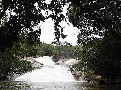 CACHOEIRA-FOTO:GIOVANERM  - TAQUARUSSU DO TOCANTINS - TO