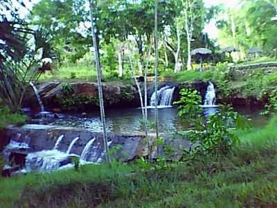 CACHOEIRA GUA VIVA, POR ALLYNE WANDERLEY - WANDERLNDIA - TO