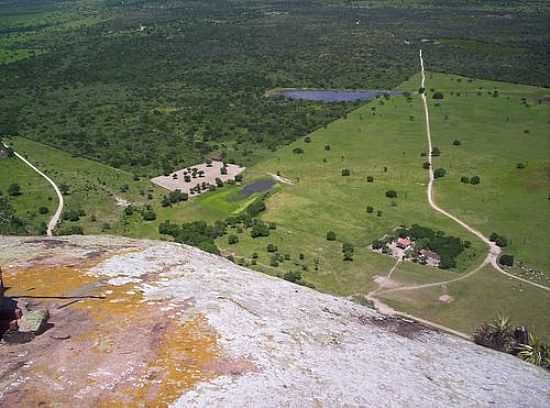 SANTALUZ VISTA DE CIMA DA SERRA DA CARACONHA-BA-FOTO:MERIDIANA - SANTALUZ - BA