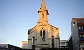 Santo Antnio de Jesus - Matriz de Santo Antnio de Pdua em Santo Antnio de Jesus-BA-Foto:Vicente A. Queiroz