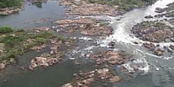 Colniza-MT-Cachoeira no Rio Roosevelt-Foto:Fernando Raiter