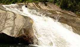 Visconde de Mau - Cachoeira do Escorrega em Visconde de Mau-RJ-Foto:Fernando Novaes