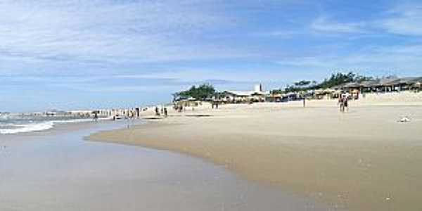 guas Belas(Praia)-CE-Vista da praia-Foto:www.ceararotas.com.br