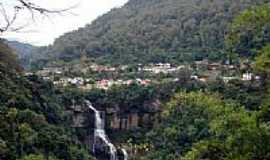 Galpolis - Cachoeira e ao fundo a cidade de Galpolis-RS-Foto:Edilson V Benvenutti