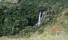 Vale do Matutu - Cachoeira dos Garcias em Vale do Matutu-Foto:flickr.