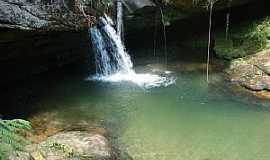 Santo Antnio do Salto - Santo Antnio do Salto-MG-Cachoeira do Sibro-Foto:Nefelibatas Aventuras & Expedies