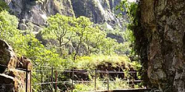 Santo Antnio do Salto-MG-Passarela no Canyon-Foto:Rafaeldias