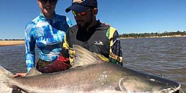 Venha realizar um sonho, pescando no Rio Araguaia!