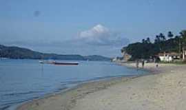 Bom Jesus dos Pobres - Bom Jesus dos Pobres-BA-Barcos na praia-Foto:Bira Freitas