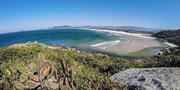 Imagens da Praia da Guarda do Emba - SC