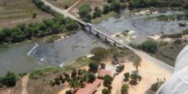 Ponte sobre Rio de cONTAS, Por Renata Gomes