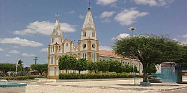 Uau-BA-Praa e Igreja Matriz-Foto:Adriano_Rodrigo