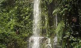 Uiba - Uiba-BA-Cachoeira do Capanga-Foto:ueriston machado