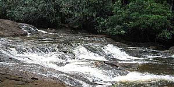 Una-BA-Cachoeira do Meio-Rio da Serra-Foto:ziuender zulmir capato