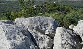 Valente - Valente-BA-Pedras no alto da Serra do Pintado-Foto:Jorge LN