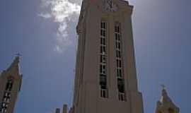 Acaraú - Torre da Igreja de N.Sra.da Conceição em Acaraú-CE-Foto:erasmoandrade