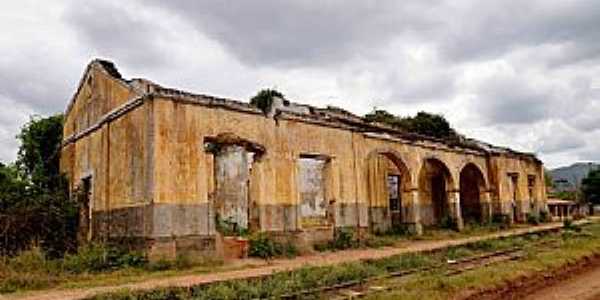 gua Verde-CE-Antiga Estao Ferroviria-Foto:ARAGO