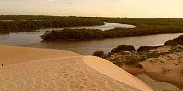 Amontada-CE-Dunas na Praia de Moitas-Foto:meucadernodeviagem.