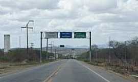 Aracoiaba - Entrada da cidade de Aracoiaba-CE-Foto:andre pimentel