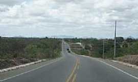 Aracoiaba - Rodovia CE-060 em Aracoiaba-CE-Foto:andre pimentel