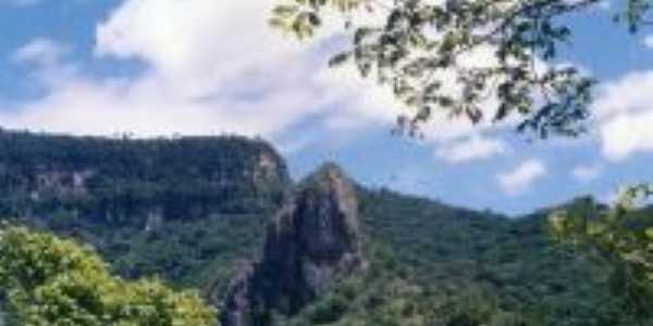 Vista da Pedra do Pendurado, prximo ao Telefrico de Ubajara, a 3km de Araticum., Por Fbio Aguiar