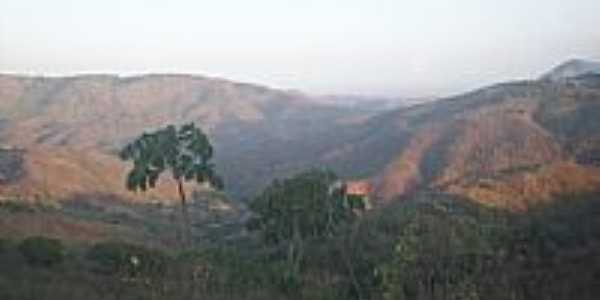 Vista da Serra de Aratuba, antiga Vila de Coit-CE-Foto:juliolima