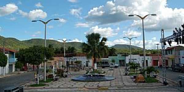 Arneiroz-CE-Praa central-Foto:Socorro Feitosa