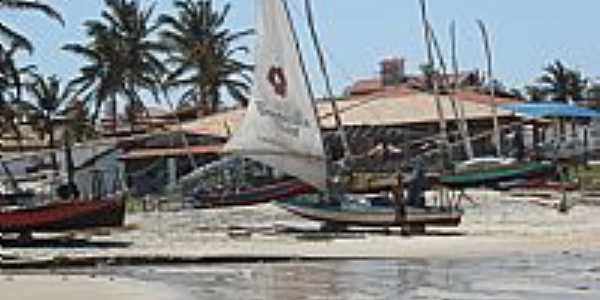 Barcos na Praia das Fontes em Beberibe-Foto:Isa Lanziani