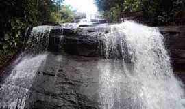 Murici - Cachoeira da Tiririca, Murici - Alagoas - por EllysonS 