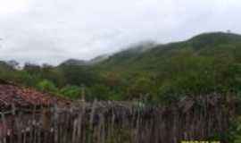 Canind - Serra da Umburana-Foto:francisco nascimento